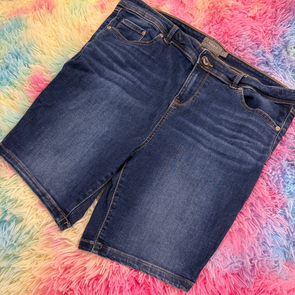 Torrid Bermuda Shorts Women 16 Blue Dark Wash Stretch Denim